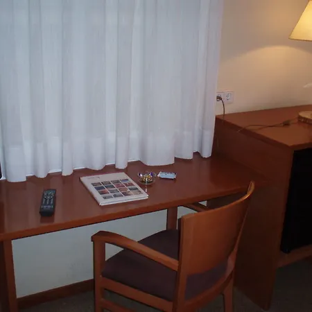 ボナノバ パーク 2* バルセロナ