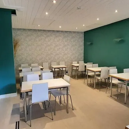Bonanova Park Hotell 2*
